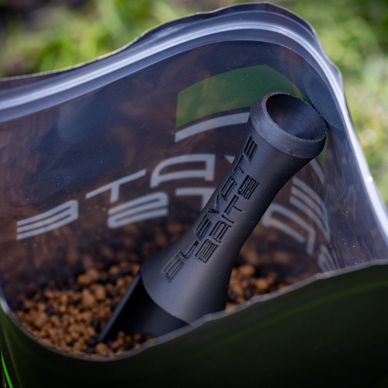 Load image into Gallery viewer, Elevate Baits Branded PVA Bag Scoop
