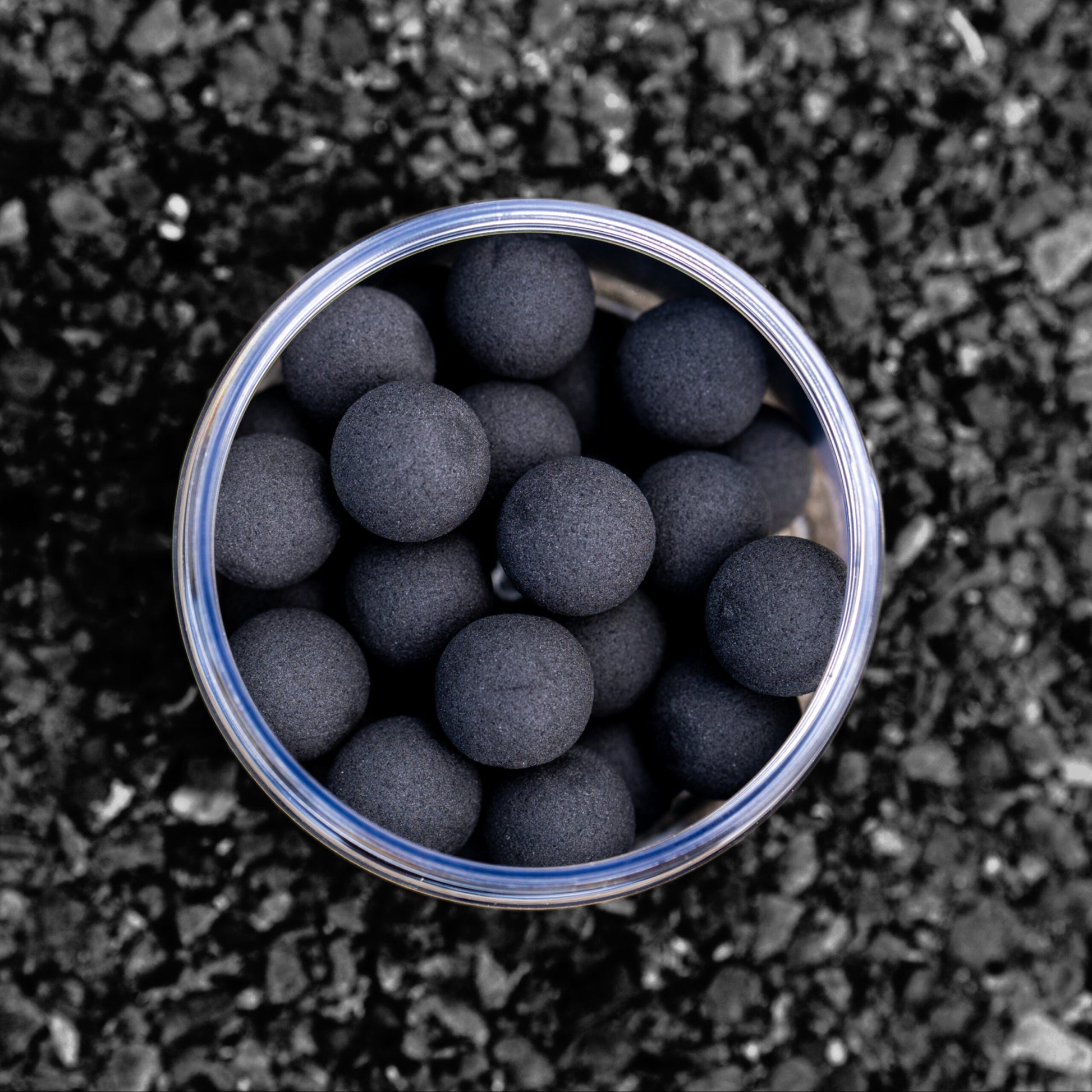 Elevate Baits Garlic Infusion 15mm Black Pop Up Hookbaits-3