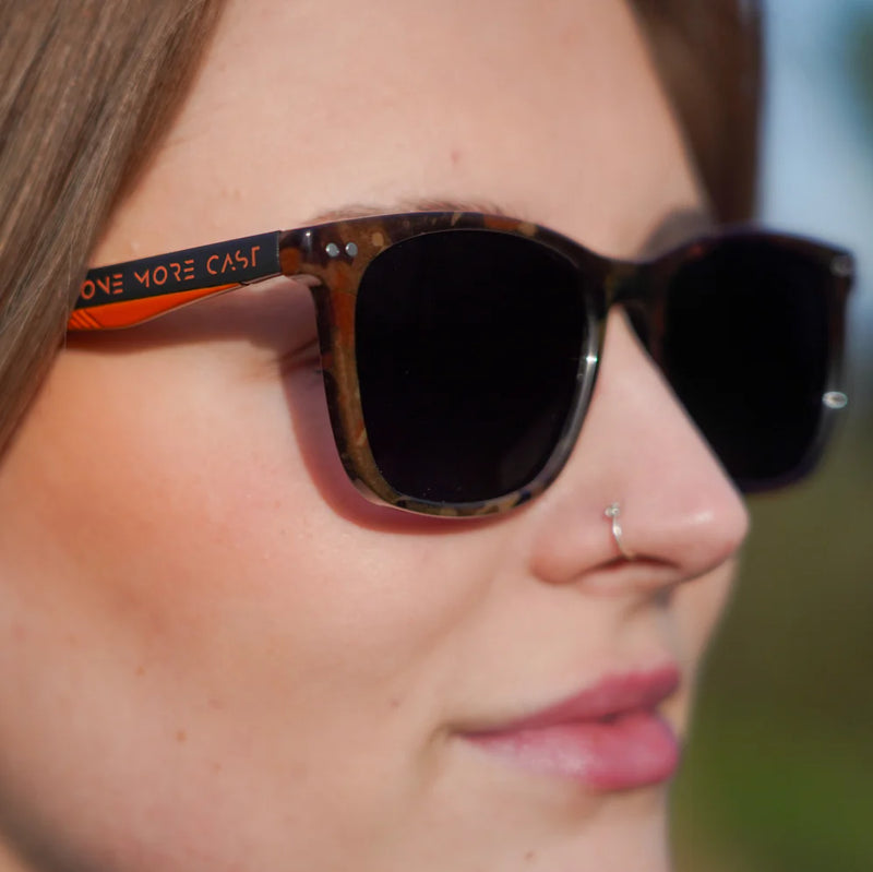 Load image into Gallery viewer, OMC Otton Polarised Sunglasses
