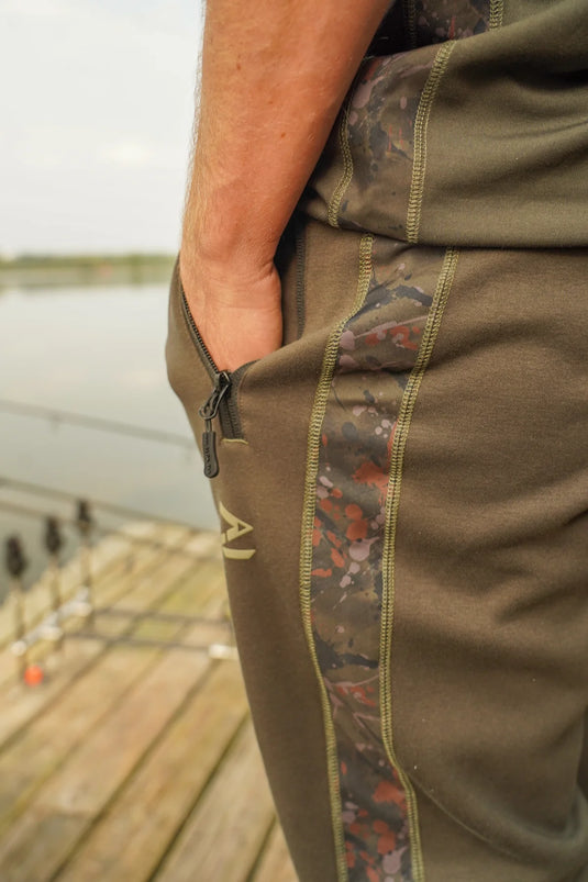 OMC Slash Camo Joggers