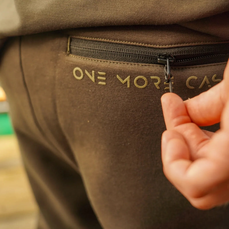 Load image into Gallery viewer, OMC Slash Camo Joggers
