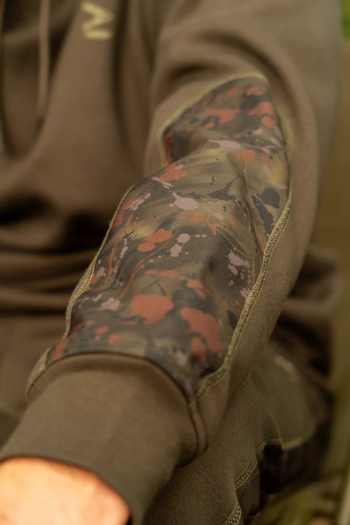 OMC Splash Camo Hoodie-14