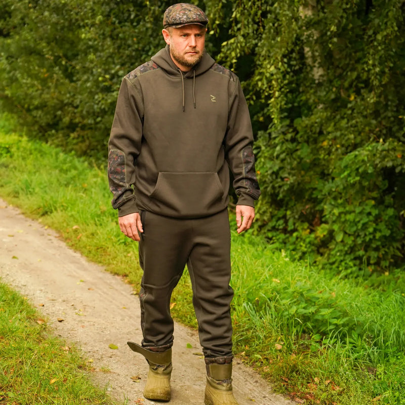 Load image into Gallery viewer, OMC Slash Camo Joggers
