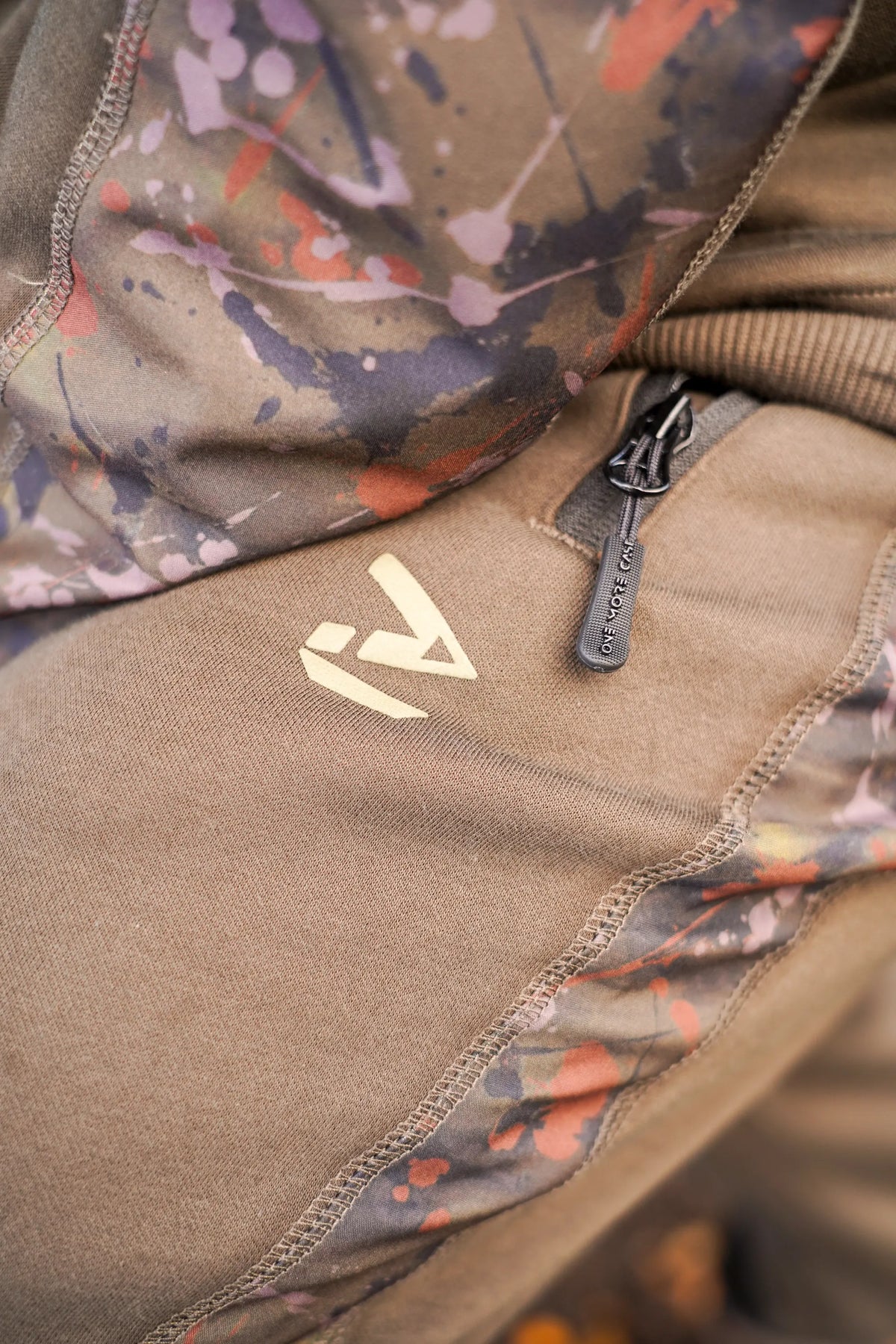 OMC Splash Camo Joggers-2