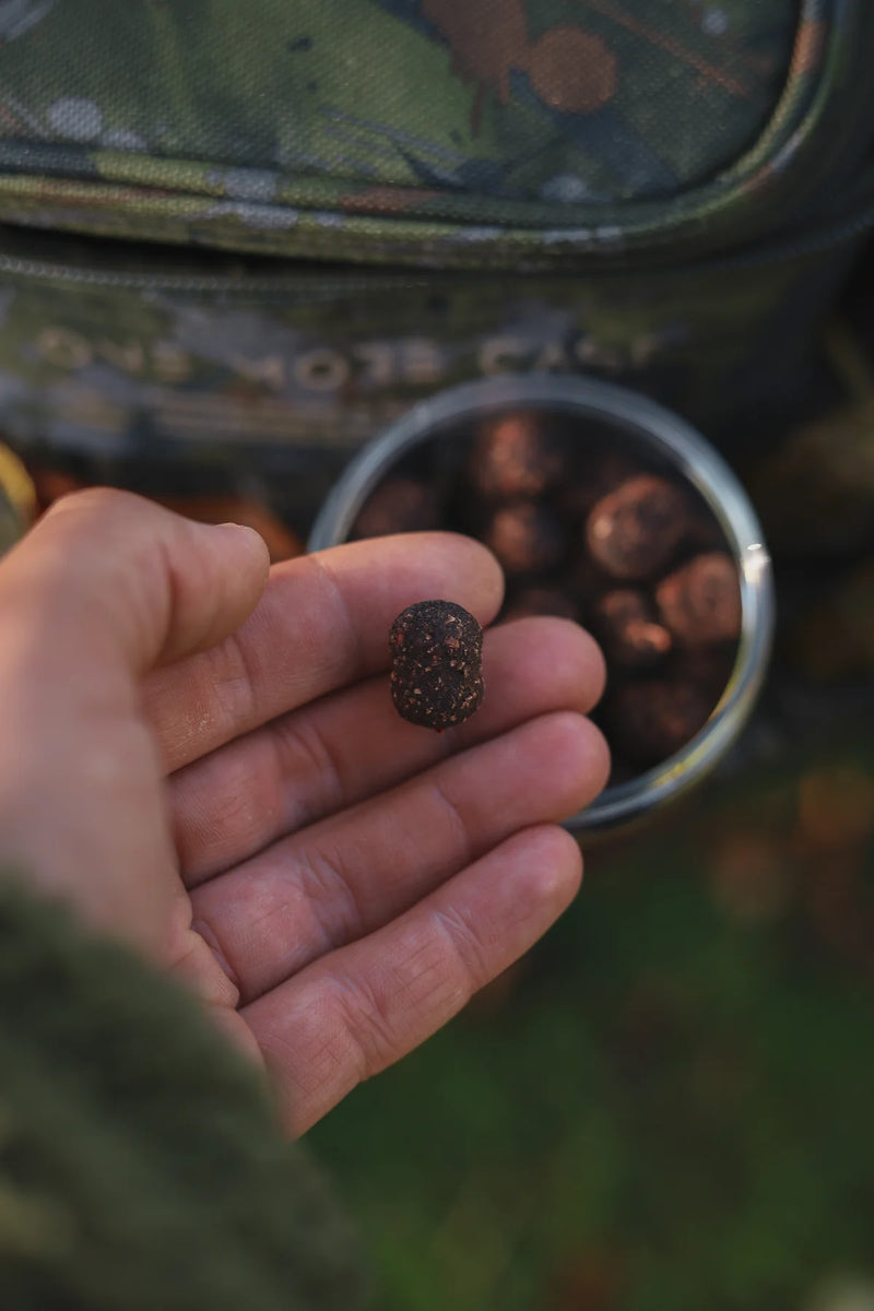 Load image into Gallery viewer, OMC Paella Boosted Match The Hatch Cork Dust Wafters
