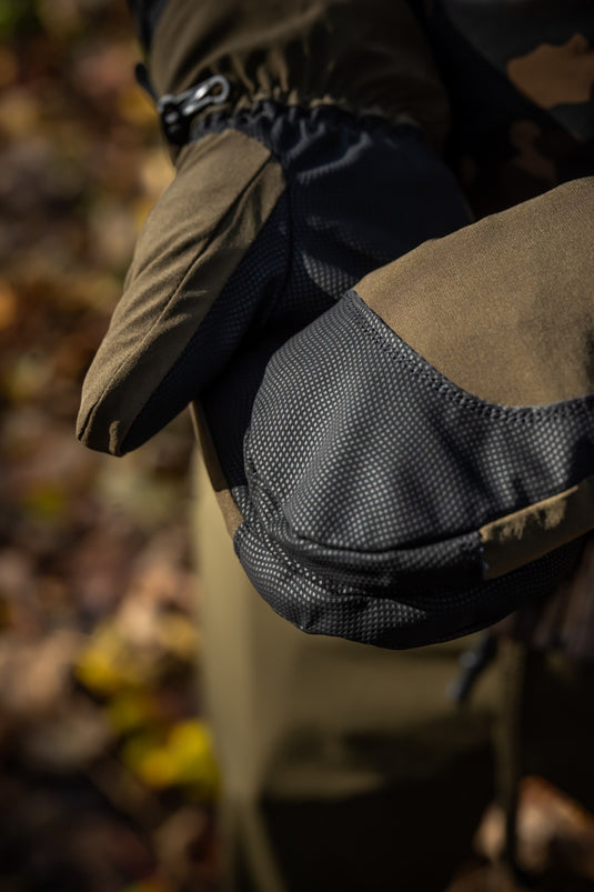 Korda - Polar Mittens | Dark Olive