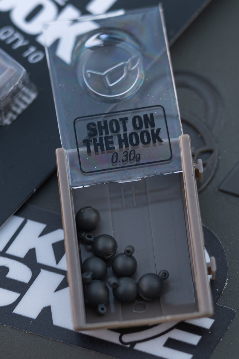 Load image into Gallery viewer, Korda - Shot on the Hook
