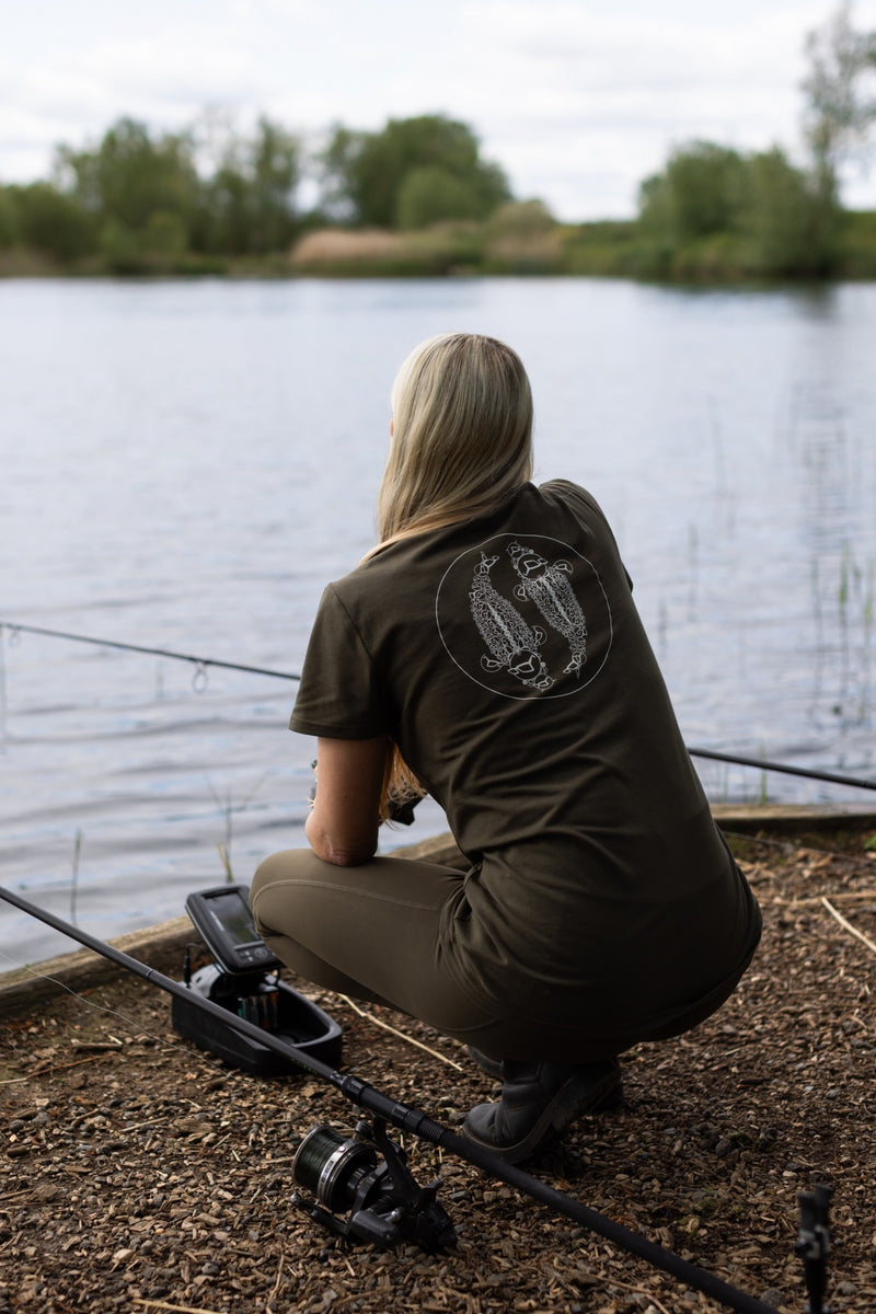 Korda - Womens Mandala Tee | Dark Olive-2