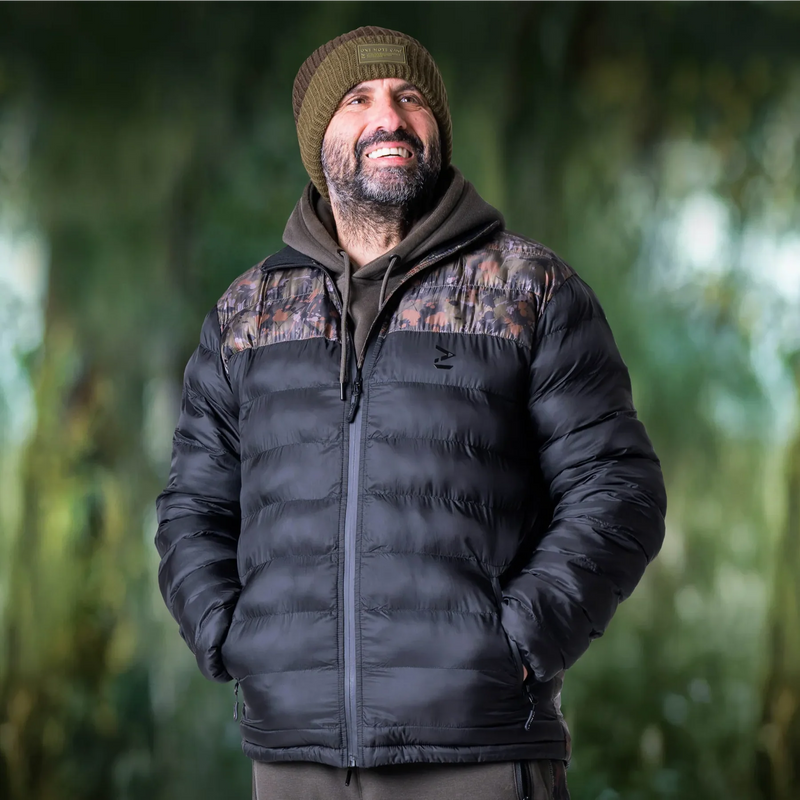 Load image into Gallery viewer, OMC Splash Camo Knight Puffer Jacket
