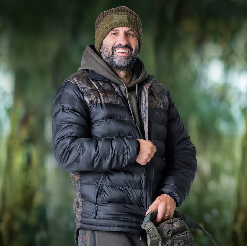 Load image into Gallery viewer, OMC Splash Camo Knight Puffer Jacket
