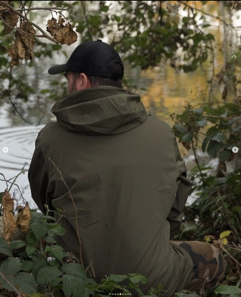 Catchdry Edge - Mesh Lined Waterproof Fishing Jacket-8