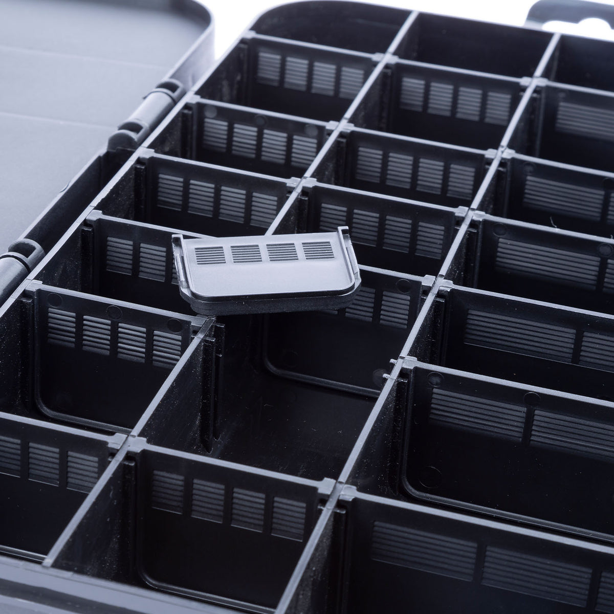 Nytro STARKX FS Double Layer Feeder Box-6