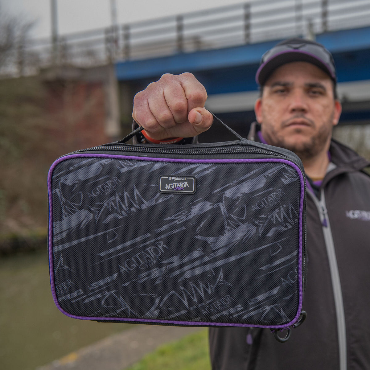 Wychwood Agitator Tackle Organiser Bag-5