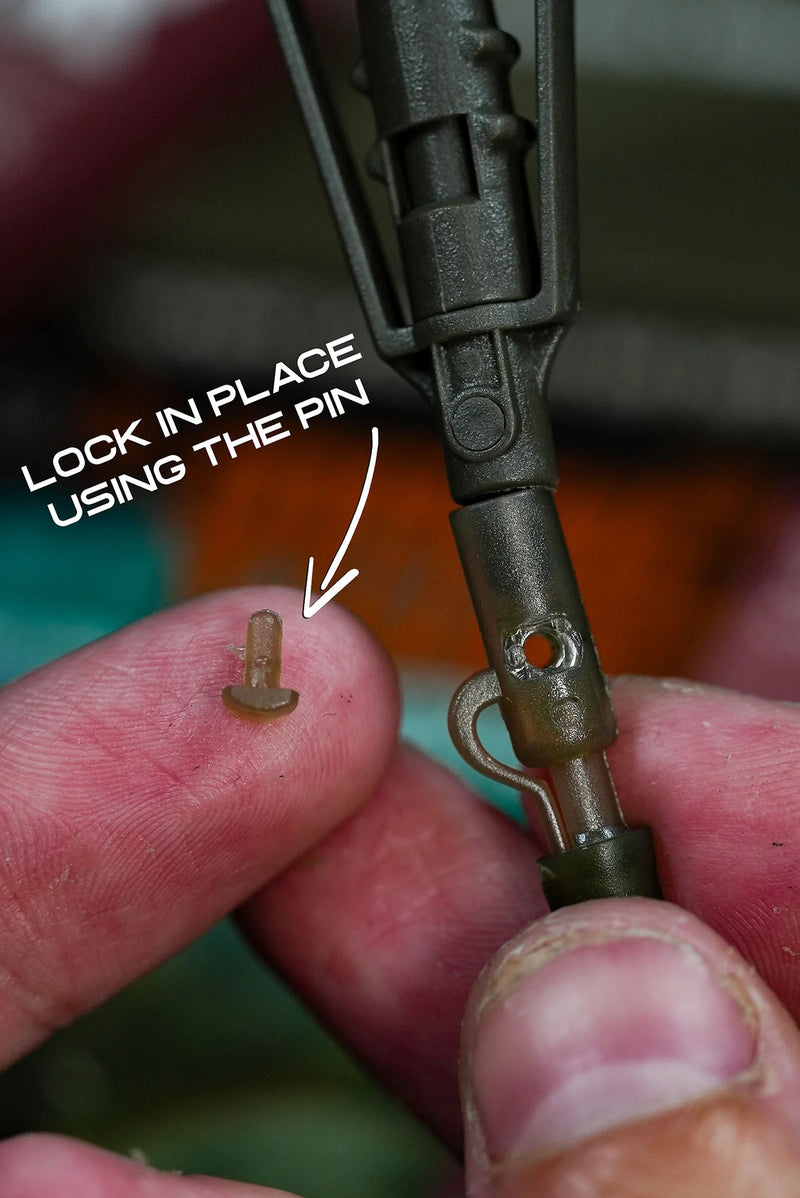 Load image into Gallery viewer, OMC The Magic Twig - Lead Clip Version
