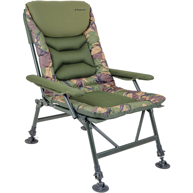Load image into Gallery viewer, Wychwood Epic Tactical Relax Recliner With Arms
