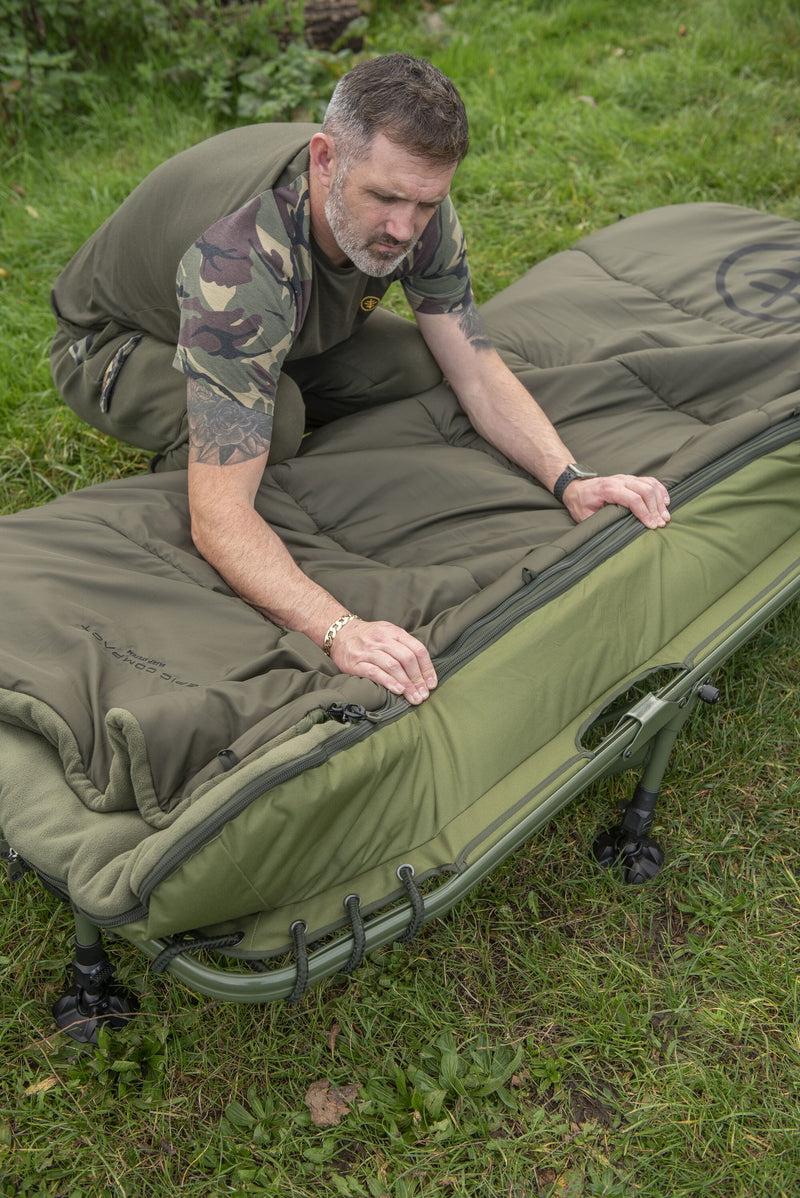 Wychwood Epic 6 Leg Bed Chair Sleep System-7