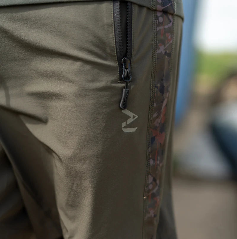OMC PB Splash Camo Shorts-10