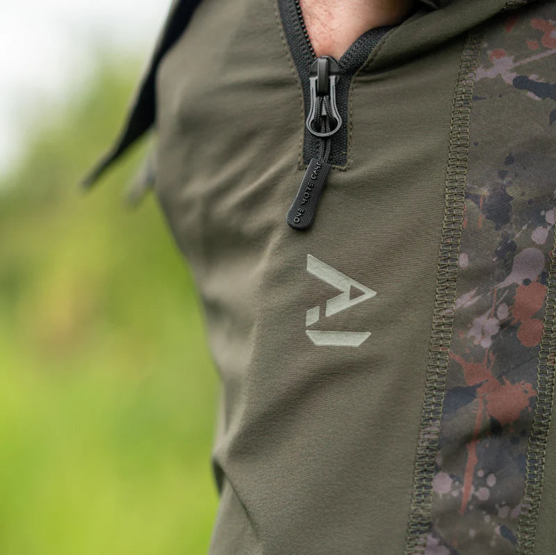 OMC PB Splash Camo Shorts-11