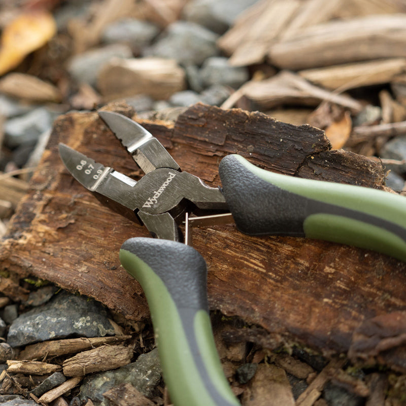 Load image into Gallery viewer, Wychwood Crimping Tool
